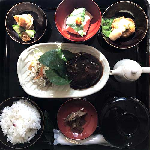 英彦山　とうふ御膳