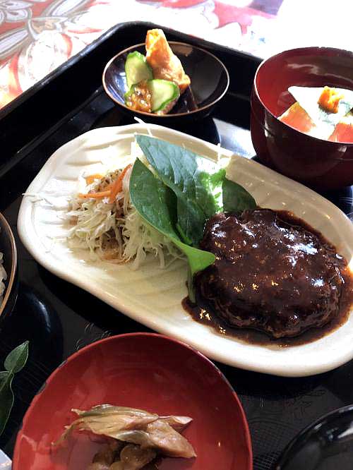 英彦山　めんたいワイドで山本華世さんに食べて頂きました！